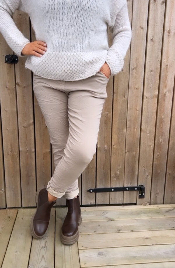 Magisk byxa, Beige Dubbelstorlekar