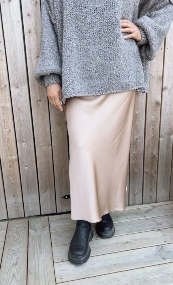 Nellie kjol, Champagne