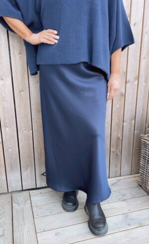 Screenshot Nellie kjol, Midnattsblå