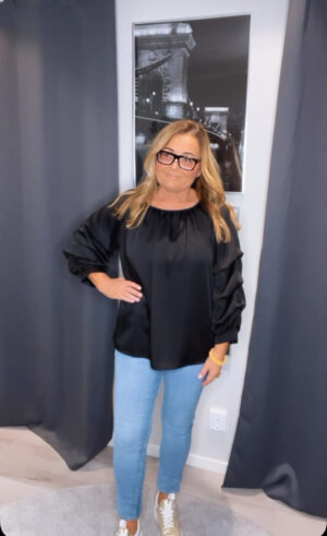 IMG_3042 Molly blus, Svart.