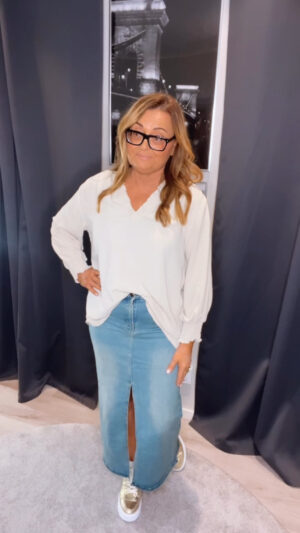 IMG_3451 Vendela blus, Beige. (Klicka, se film med plaggen på)