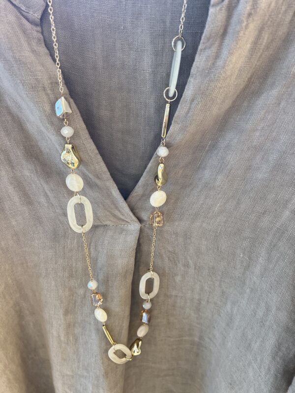 IMG_6609 Halsband Guld creme och rose/ljus taupe, från Gemini.