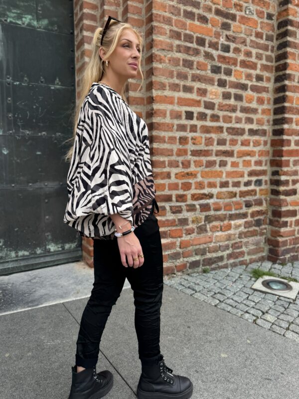 Magisk Glansig byxa, Svart.