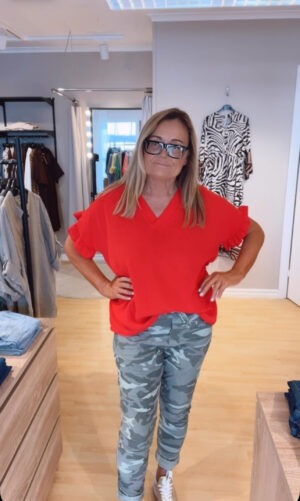 IMG_8572 Hedda topp, Röd. (Klicka se film med plagget på)