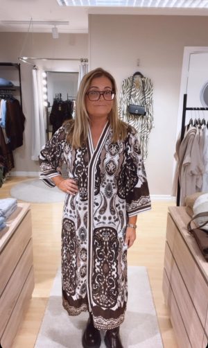 Stefano Klänning. (Klicka se film)